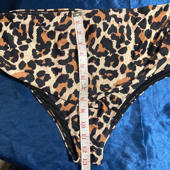 SouqFone Ruffled Flounce Top with High Waisted Bottom Bikini Set Size: XXL - Picture 7 of 15